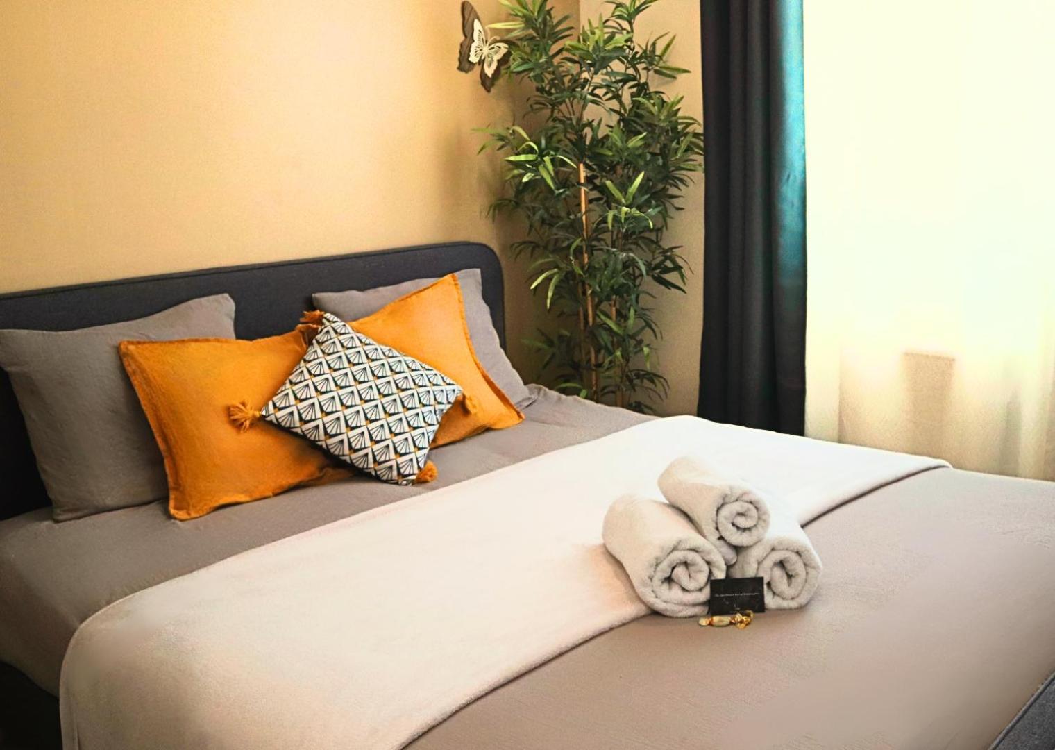 Appartement - Parking Prive Gratuit, Proche Centre-Ville Et Gare De Saint-Omer Eksteriør billede