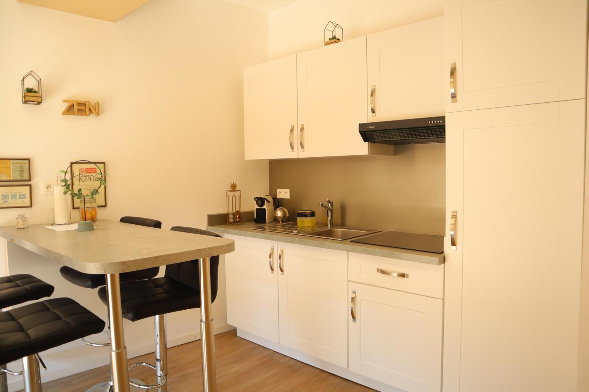 Appartement - Parking Prive Gratuit, Proche Centre-Ville Et Gare De Saint-Omer Saint-Omer (Pas-de-Calais) Eksteriør billede